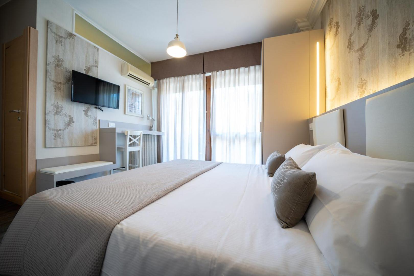 B City Hotel Bardolino Exterior foto